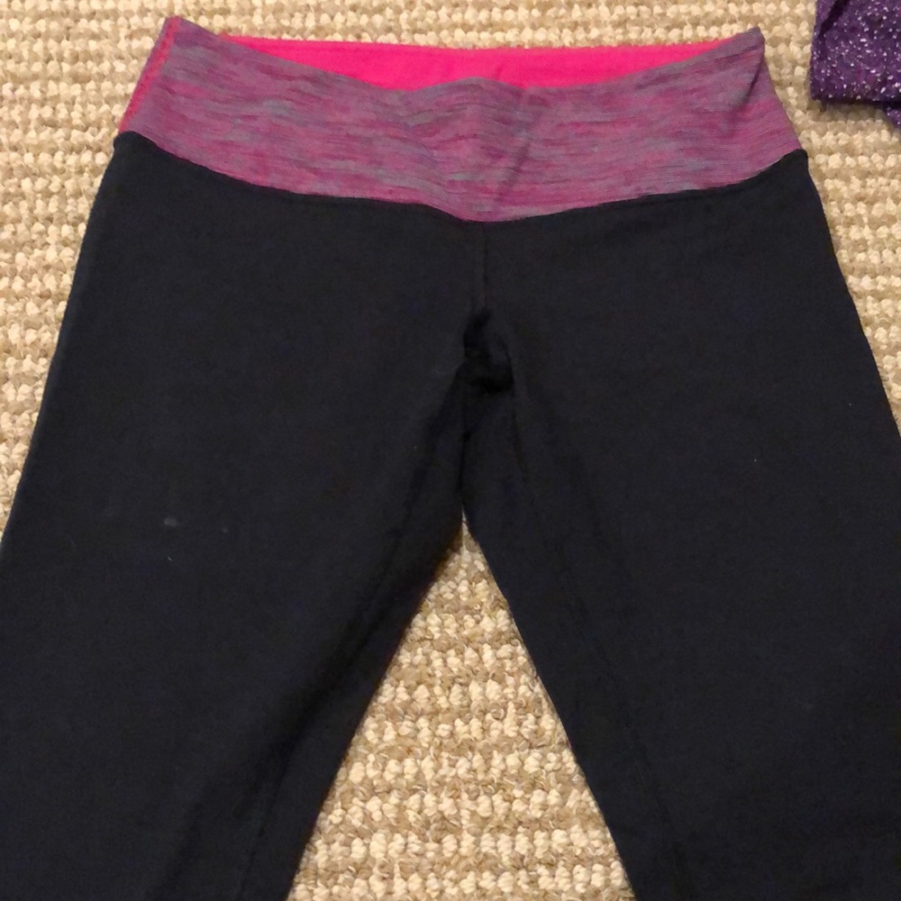 Black Lululemon leggings
